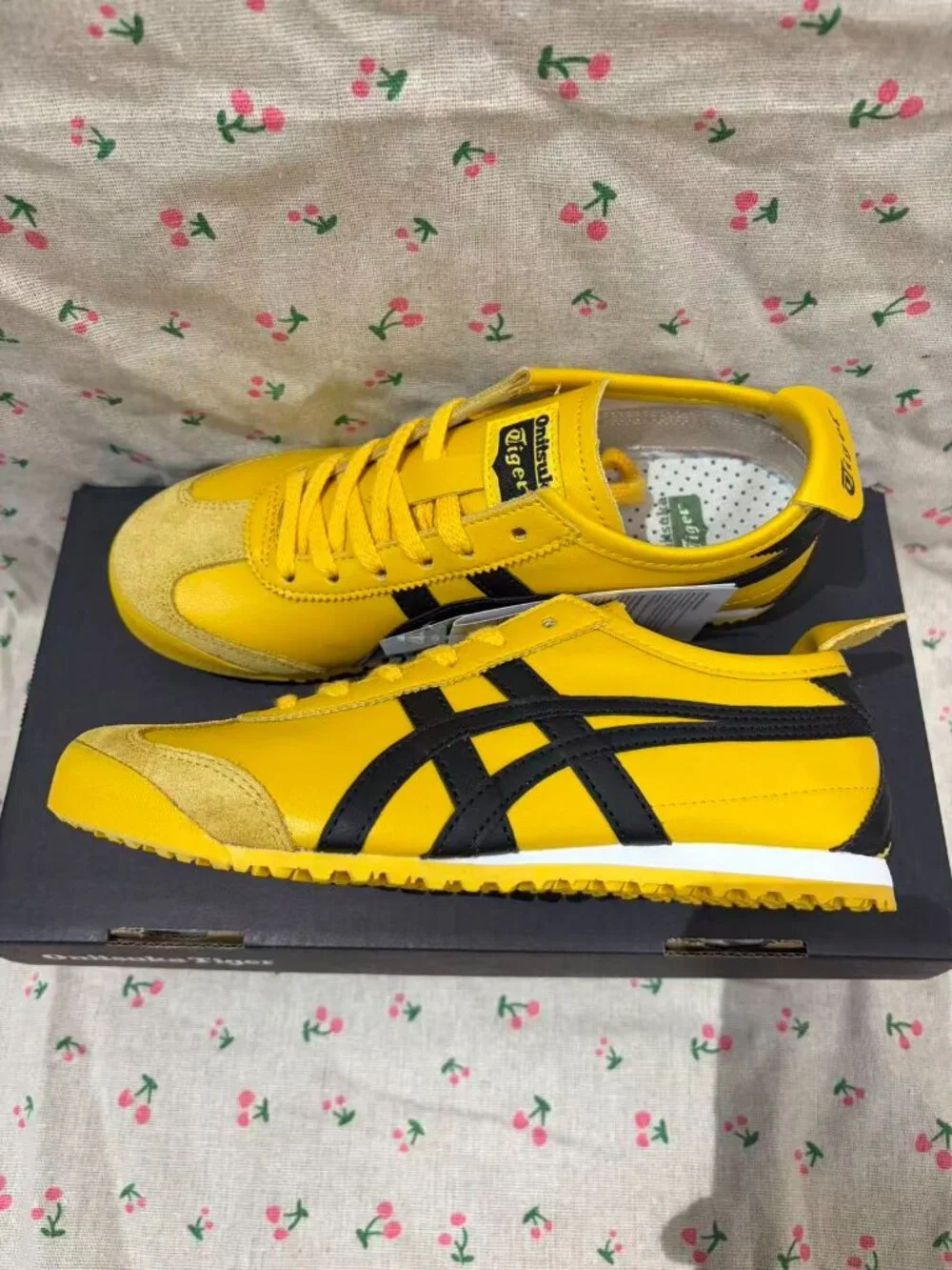 Onitsuka Tiger by Asics Yellow and Black Classic Mexico 66 Flats